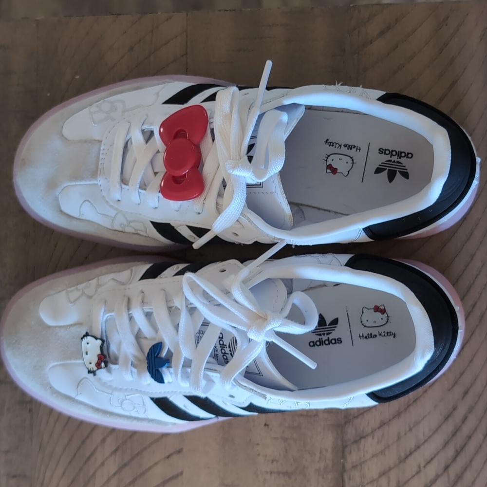 Hello Kitty Sambae Shoes Size 7